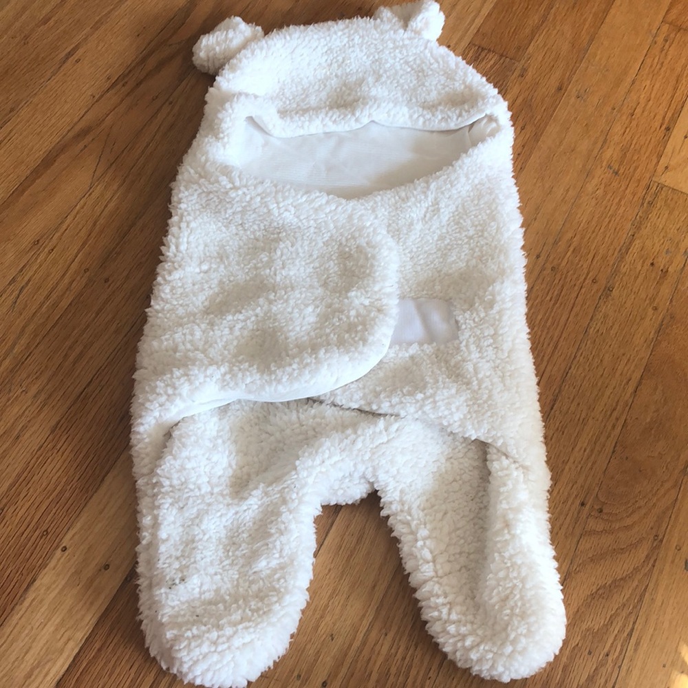 Newborn swaddle